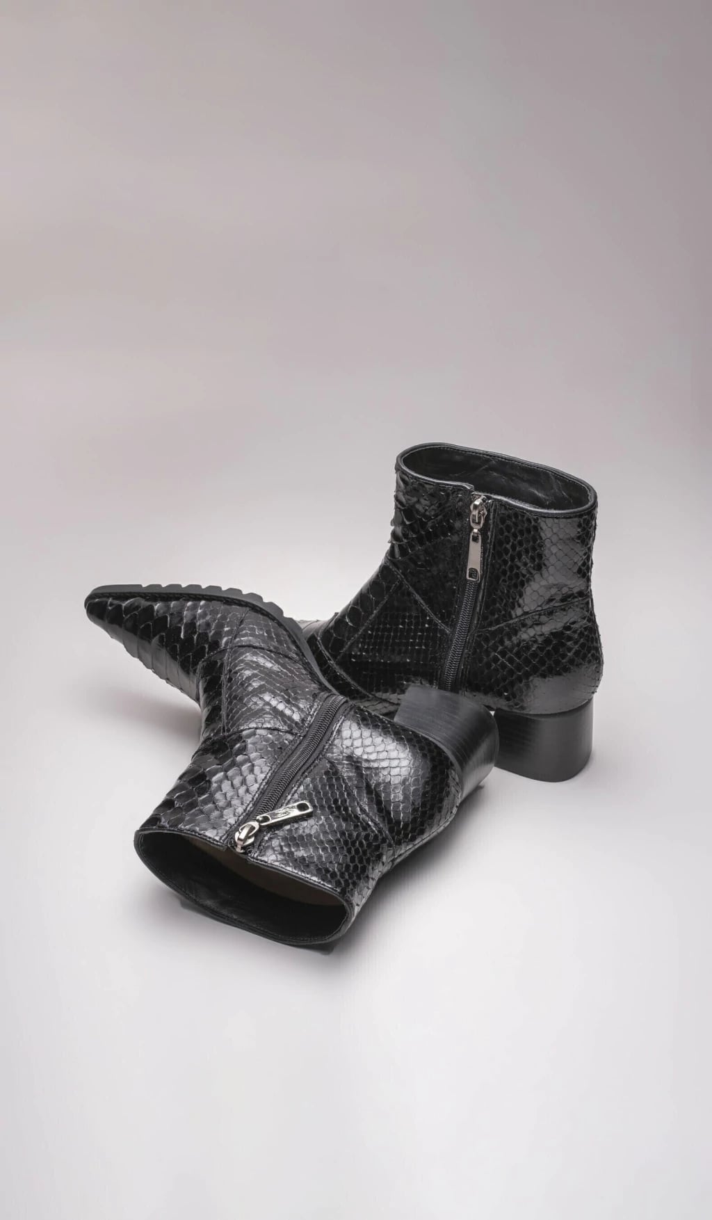 Bota country exótica miniatura 2