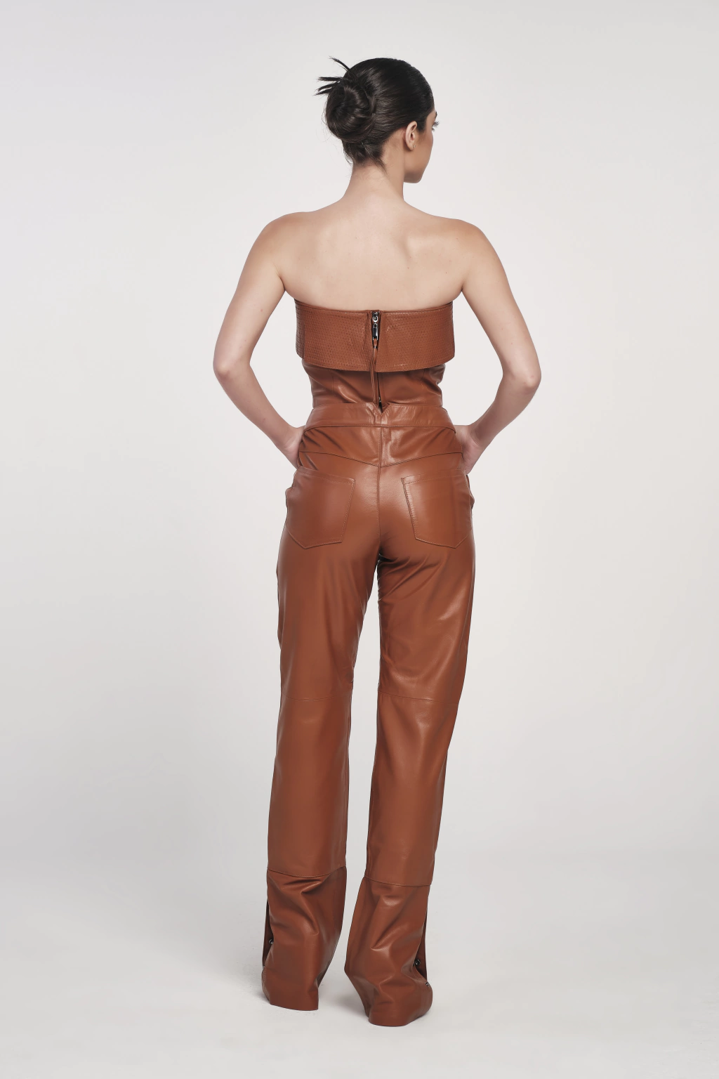 Calça reta com detalhes - Quioto 2 Calça reta com detalhes - Quioto 2