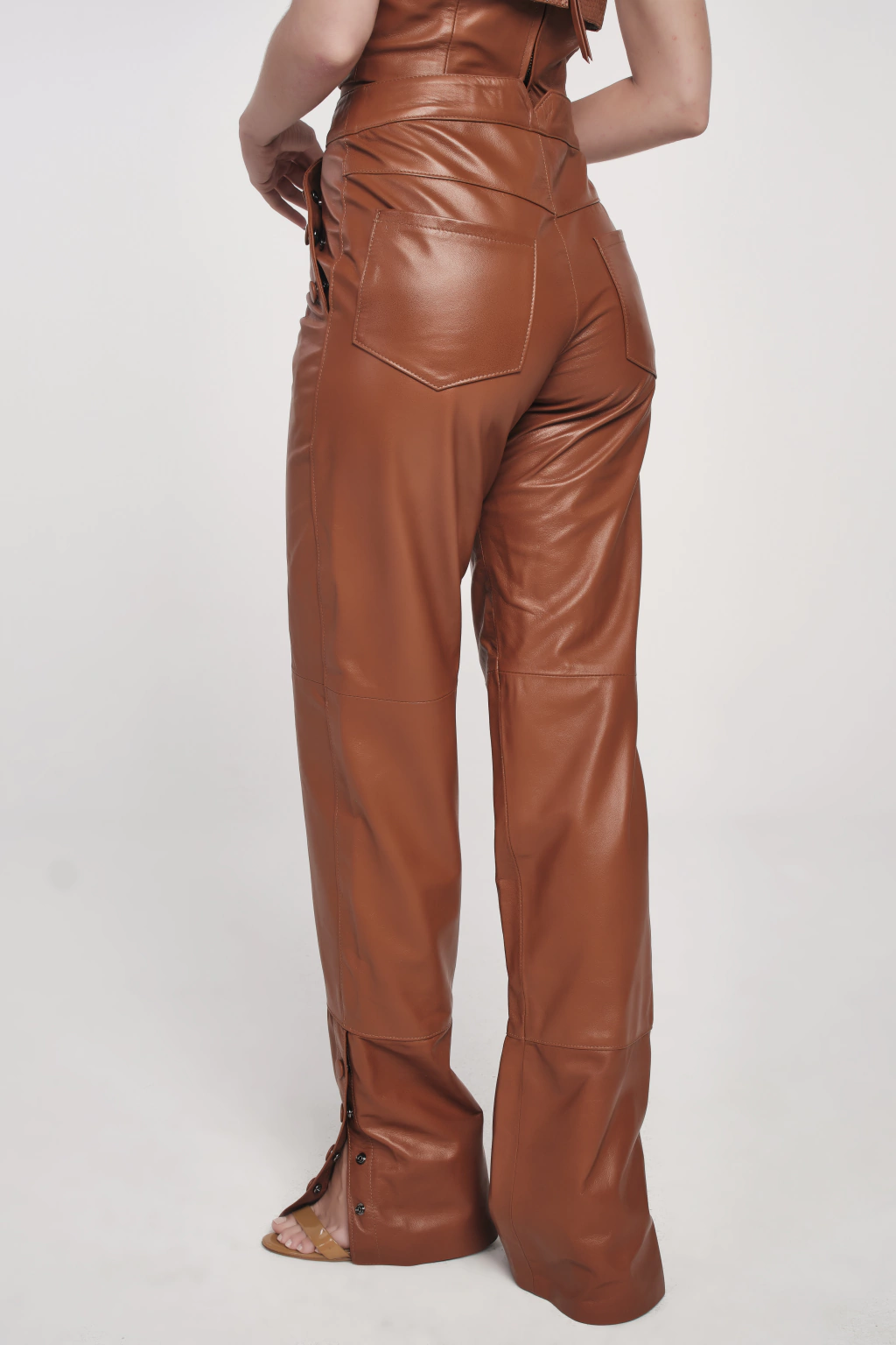 Calça reta com detalhes - Quioto 4 Calça reta com detalhes - Quioto 4