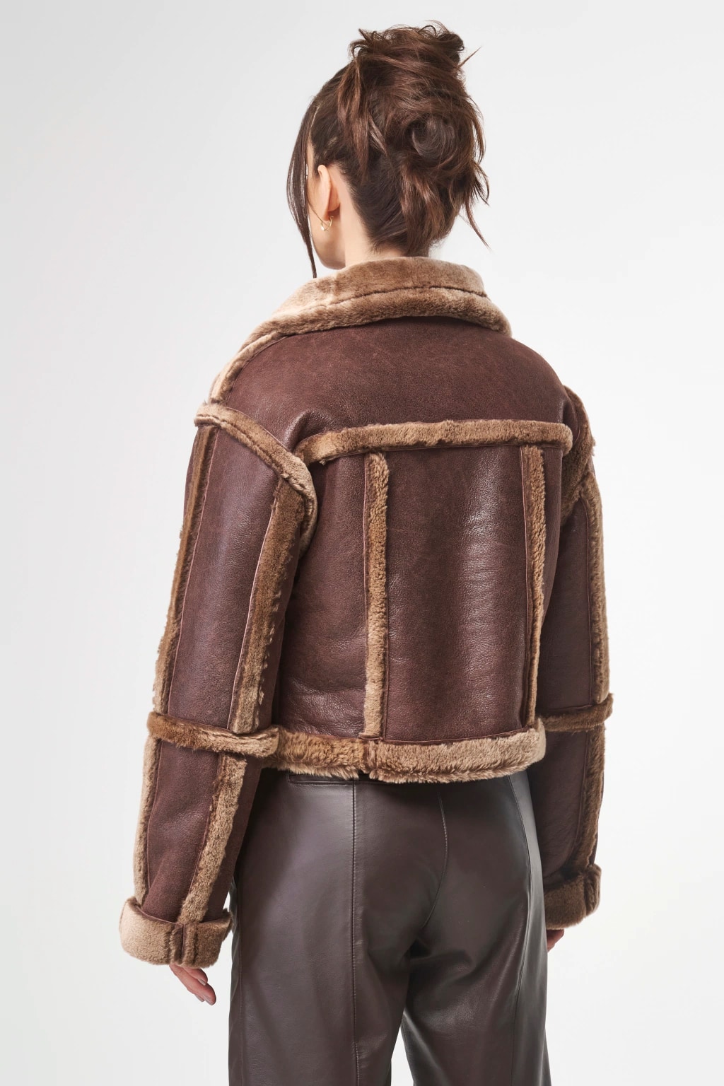 Gamulã - Pele de Ovelha Sierra Nevada 2 Gamulã - Pele de Ovelha Sierra Nevada 2